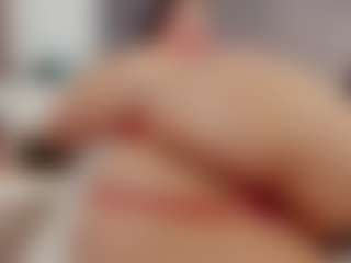 Laurel's Live Sex Cam Show