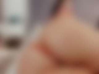 Laurel's Live Sex Cam Show