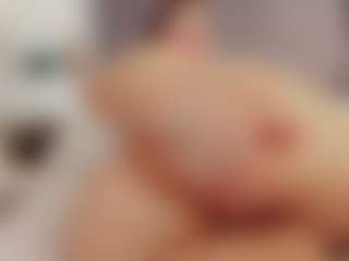 Laurel's Live Sex Cam Show