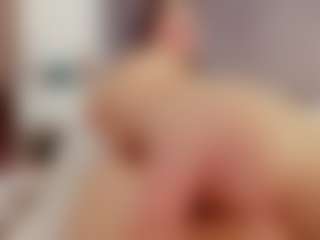 Laurel's Live Sex Cam Show