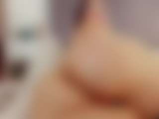 Laurel's Live Sex Cam Show