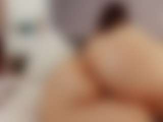 Laurel's Live Sex Cam Show