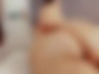 Laurel's Live Sex Cam Show