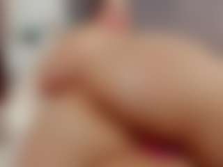 Laurel's Live Sex Cam Show