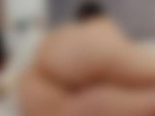 Laurel's Live Sex Cam Show