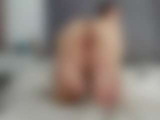 Laurel's Live Sex Cam Show