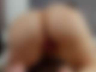 Laurel's Live Sex Cam Show