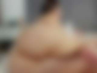 Laurel's Live Sex Cam Show