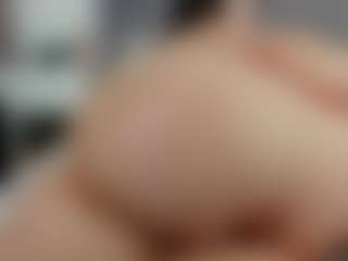 Laurel's Live Sex Cam Show