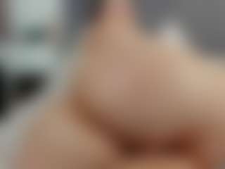 Laurel's Live Sex Cam Show