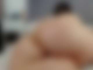 Laurel's Live Sex Cam Show