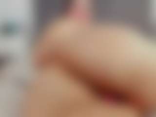 Laurel's Live Sex Cam Show
