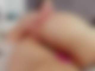 Laurel's Live Sex Cam Show