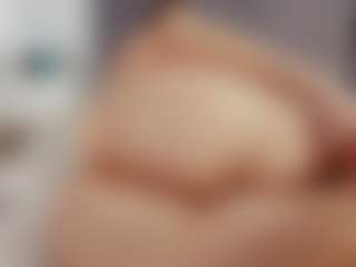 Laurel's Live Sex Cam Show