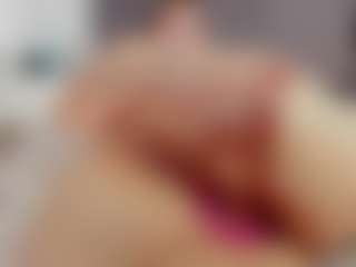 Laurel's Live Sex Cam Show