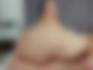 Laurel's Live Sex Cam Show