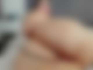 Laurel's Live Sex Cam Show