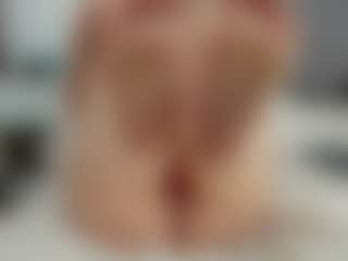 Laurel's Live Sex Cam Show