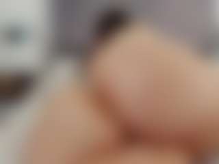 Laurel's Live Sex Cam Show
