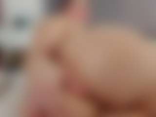Laurel's Live Sex Cam Show