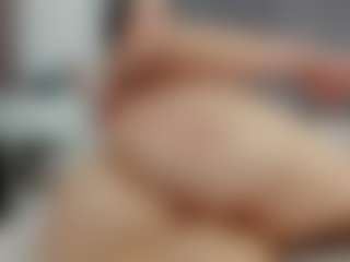 Laurel's Live Sex Cam Show