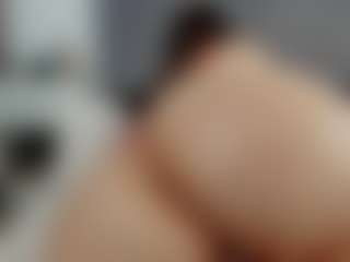 Laurel's Live Sex Cam Show