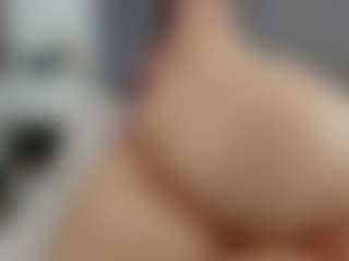 Laurel's Live Sex Cam Show