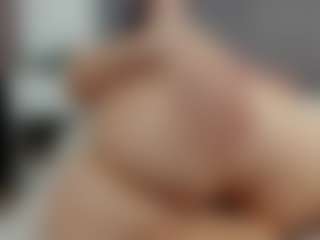 Live cam show with Laurel - Toys Middle Aged on Mixed Magazine Live