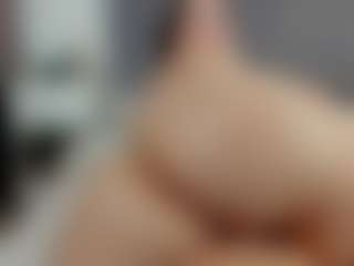 Laurel's Live Sex Cam Show