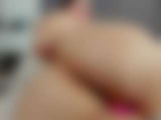 Laurel's Live Sex Cam Show
