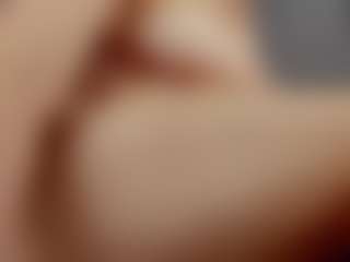 Live cam show with Laurel - Latina Mature on xplaylive.com | chile