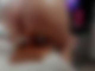 Laurel's Live Sex Cam Show