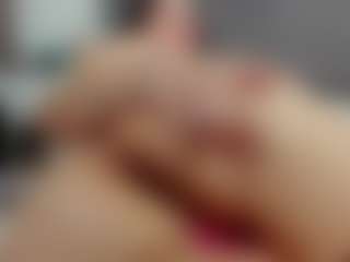 Laurel's Live Sex Cam Show