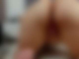 Laurel's Live Sex Cam Show