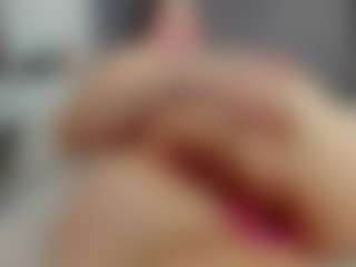 Live cam show with Laurel - Freaky on xxxlivecams.org