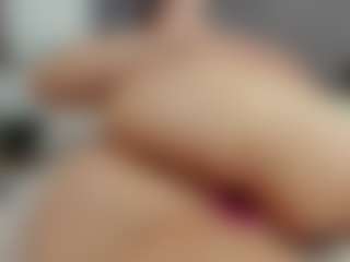 Laurel's Live Sex Cam Show