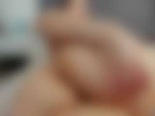 Laurel's Live Sex Cam Show