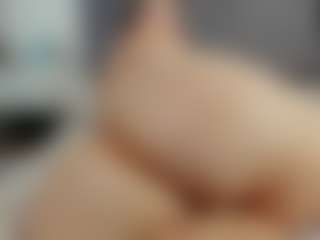 Laurel's Live Sex Cam Show