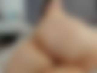 Laurel's Live Sex Cam Show