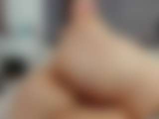 Laurel's Live Sex Cam Show