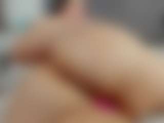 Laurel's Live Sex Cam Show