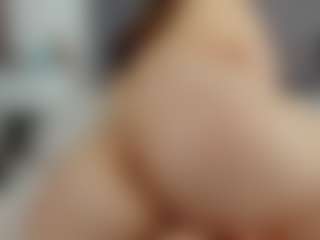 Laurel's Live Sex Cam Show
