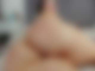 Laurel's Live Sex Cam Show