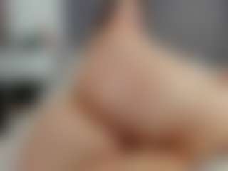 Laurel's Live Sex Cam Show