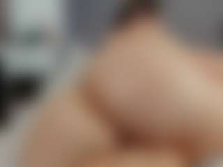 Laurel's Live Sex Cam Show