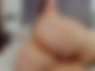 Live cam show with Laurel - Latina on Camming Site | chile