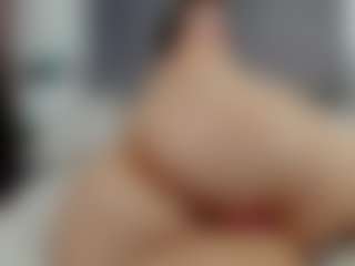 Laurel's Live Sex Cam Show