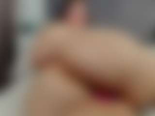Laurel's Live Sex Cam Show