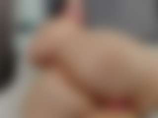 Live cam show with Laurel - Big Ass on Dare Cams