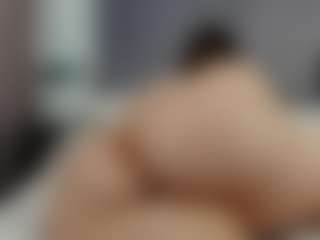Laurel's Live Sex Cam Show